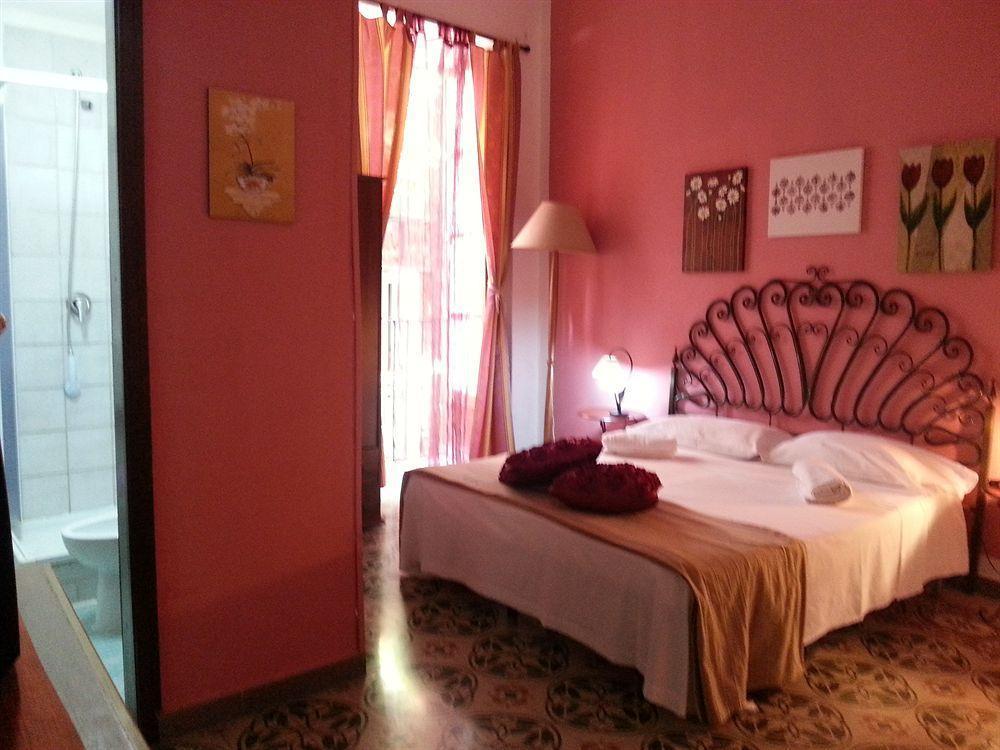 Hotel Regina Palermo Exterior foto